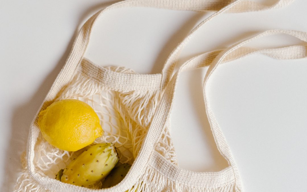 Nýtum plastpokabannið til að hugsa allan hringinn